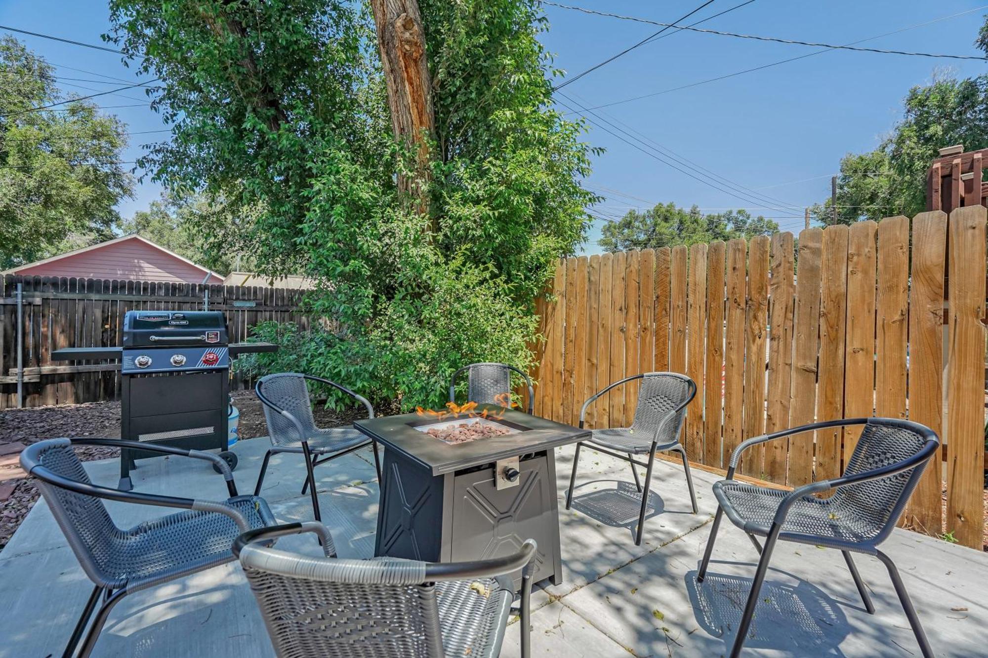 Villa Neighborly Heights - Downtown King Bbq Fire Pit Colorado Springs Esterno foto